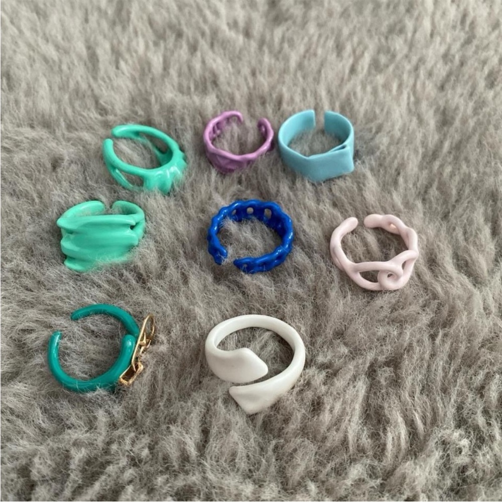 Mon Cher Moi enamel rings set of 8